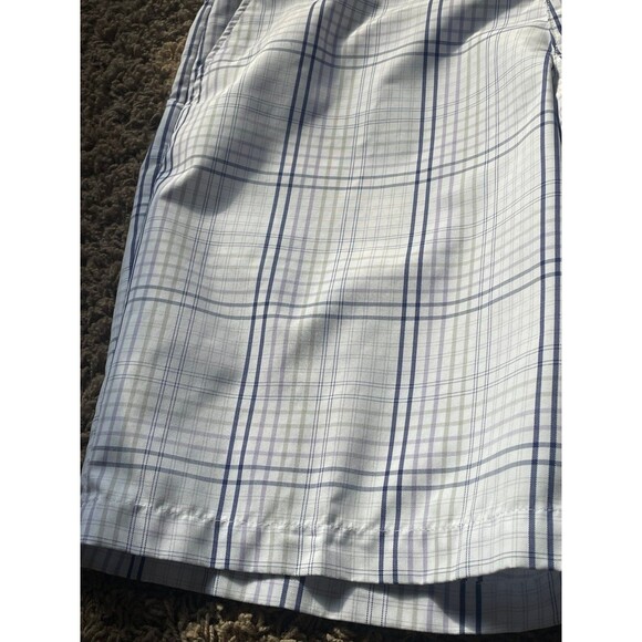 Men ’s PGA Tour PGA Plaid shorts 34 Pro Series Button shorts Purple - Picture 2 of 12